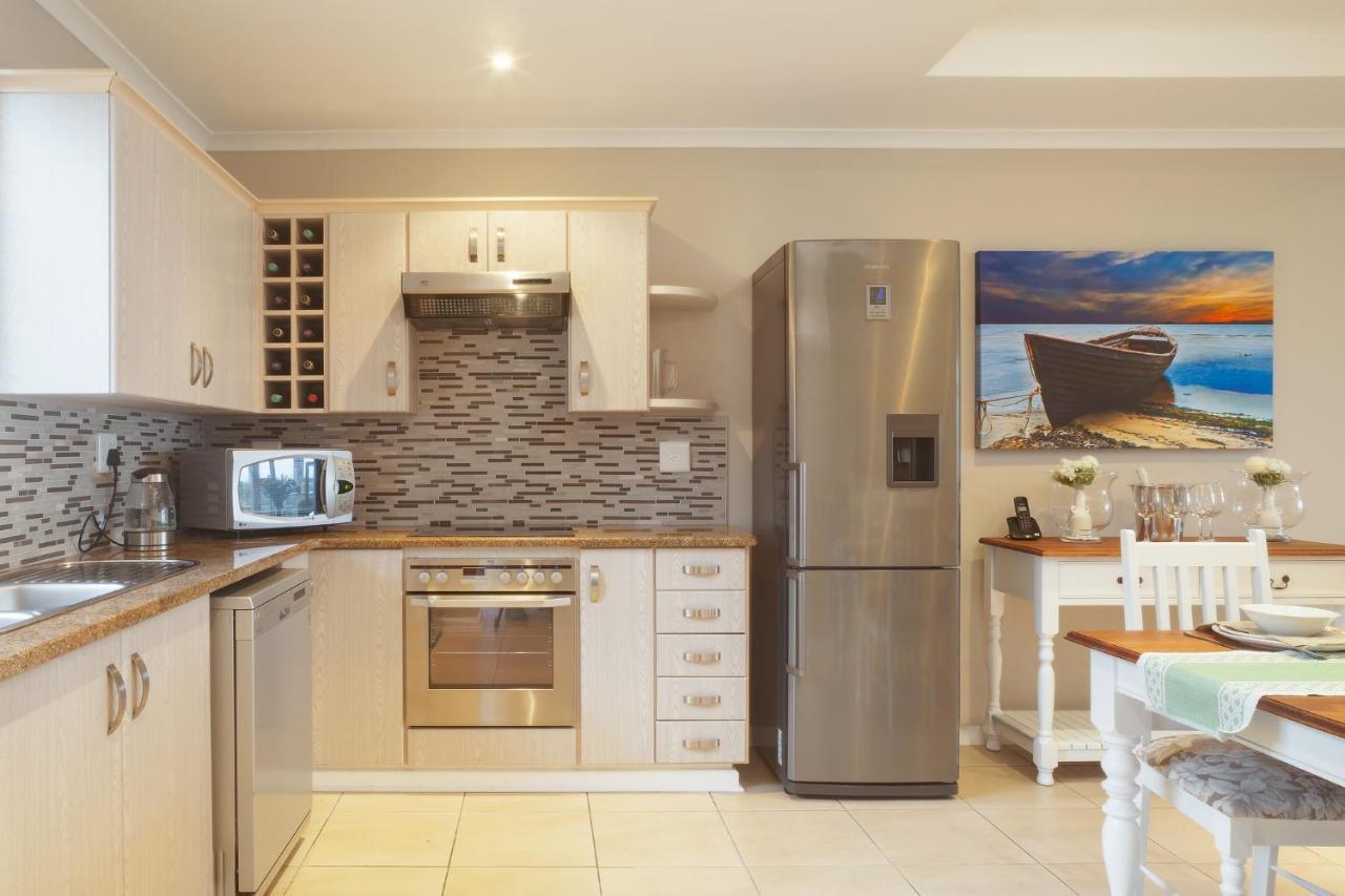 Pinnacle Point 2-Bedroom Self-Catering Apartment モーセル・ベイ エクステリア 写真